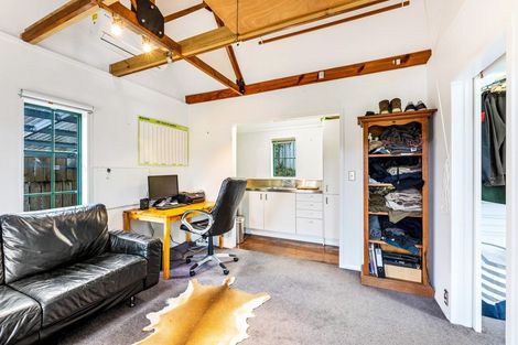 Photo of property in 2/9 Montgomery Street, Stokes Valley, Lower Hutt, 5019