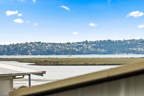 Photo of property in 50 Allington Road, Massey, Auckland, 0614