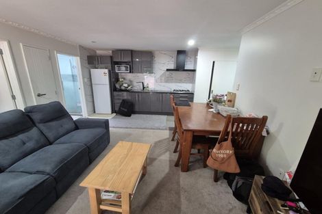 Photo of property in 18a Pistachio Place, Goodwood Heights, Auckland, 2105
