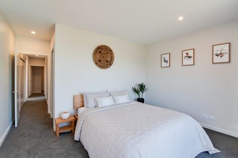 Photo of property in 10 Fife Court, Jacks Point, Queenstown, 9371
