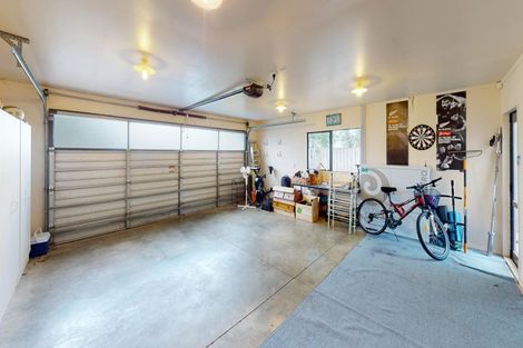 Photo of property in 3 Abby Road, Fitzherbert, Palmerston North, 4410