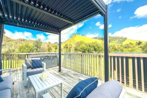 Photo of property in 100 Kon Tiki Road, Whiritoa, Whangamata, 3691