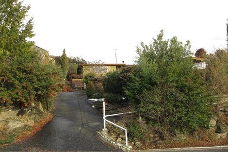 Photo of property in 16 Old Bridge Road, Bridge Hill, Alexandra, 9320