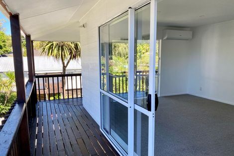 Photo of property in 21 Eskdale Road, Birkdale, Auckland, 0626
