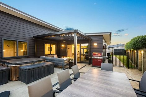 Photo of property in 12 Mo Street, Camborne, Porirua, 5026