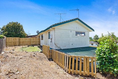 Photo of property in 12 Ribot Place, Randwick Park, Auckland, 2105