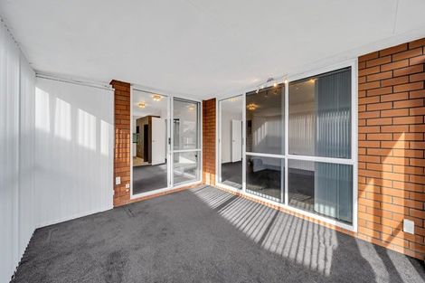Photo of property in 2/52a Berkshire Drive, Avonhead, Christchurch, 8042