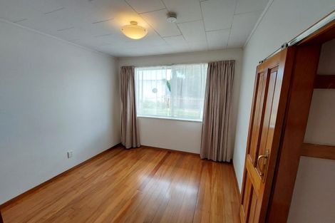 Photo of property in 125 Cascades Road, Pakuranga Heights, Auckland, 2010