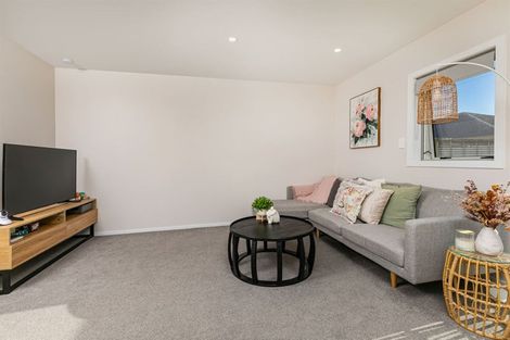 Photo of property in 6/103 Swanson Road, Henderson, Auckland, 0610