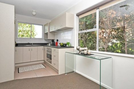 Photo of property in 1/32 Mount Albert Road, Mount Albert, Auckland, 1025