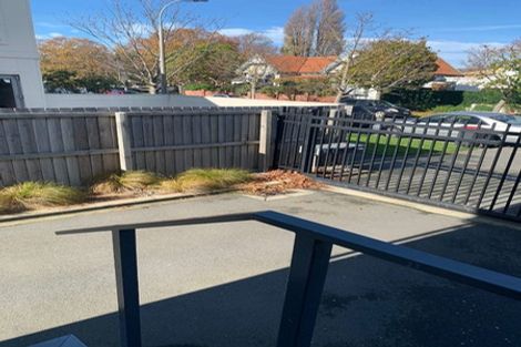 Photo of property in 215 Peterborough Street, Christchurch Central, Christchurch, 8013