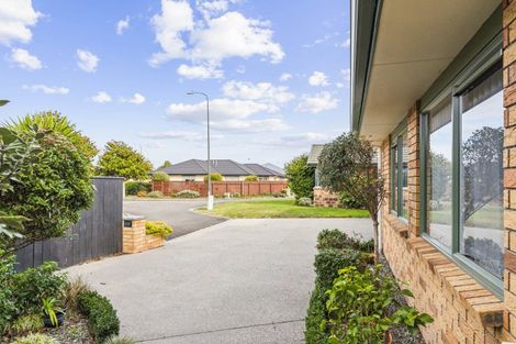 Photo of property in 17 Manhattan Court, Paraparaumu Beach, Paraparaumu, 5032