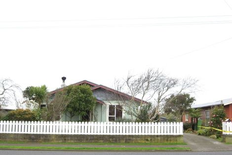 Photo of property in 9 Princes Street, Fitzroy, New Plymouth, 4312