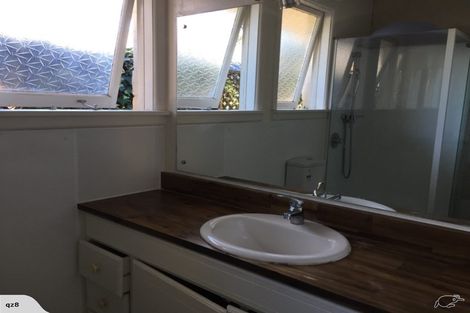 Photo of property in 2/406 Memorial Avenue, Burnside, Christchurch, 8053