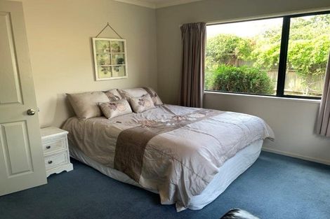 Photo of property in 38 Meadowstone Drive, Wanaka, 9305