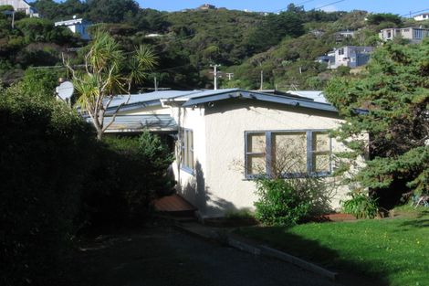 Photo of property in 50 Airlie Road, Plimmerton, Porirua, 5026