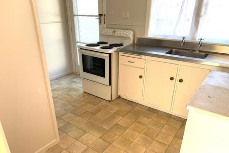 Photo of property in 1143 Heaphy Terrace, Fairfield, Hamilton, 3214