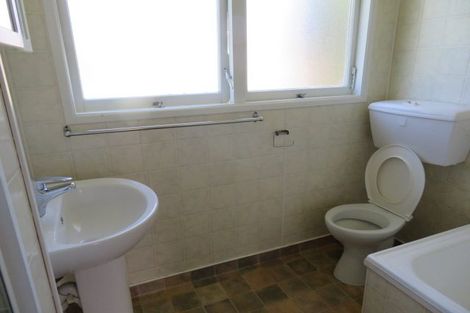 Photo of property in 2/39 Buckingham Crescent, Manukau, Auckland, 2025