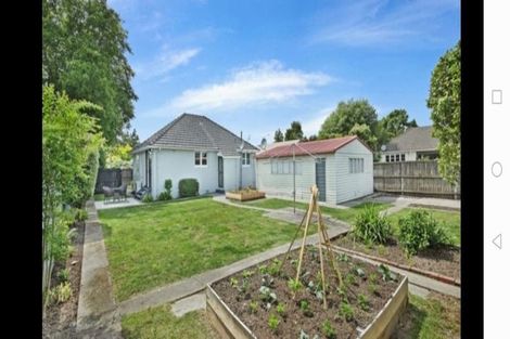 Photo of property in 3 Bateman Avenue, Bryndwr, Christchurch, 8053