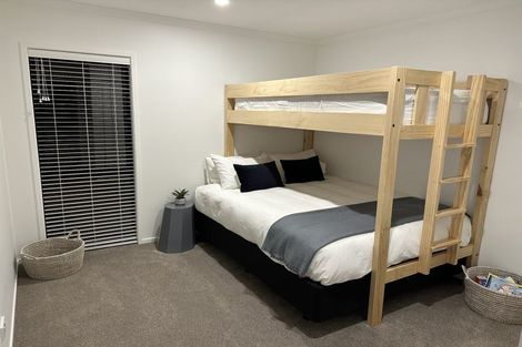 Photo of property in 8 Barn Road, Jacks Point, 9371