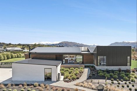 Photo of property in 664 Aubrey Road, Wanaka, 9305