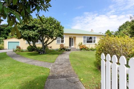 Photo of property in 114b Govett Avenue, Frankleigh Park, New Plymouth, 4310
