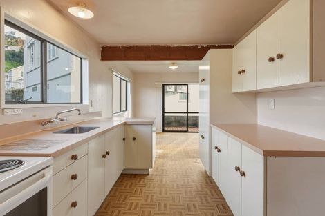 Photo of property in 408 Bay View Road, Saint Clair, Dunedin, 9012