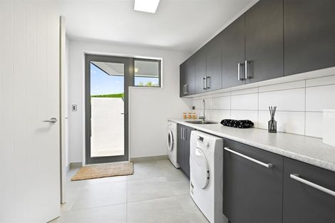 Photo of property in 34 Neeves Road, Kaiapoi, 7691