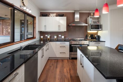 Photo of property in 50 Main Rd Havelock, Havelock, 7100