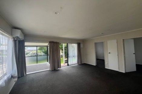 Photo of property in 24 Princes Street, Levin, 5510