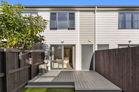 Photo of property in 18 Bellbird Street, Papakura, 2110
