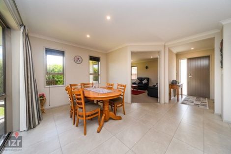 Photo of property in 29a Karina Terrace, Roslyn, Palmerston North, 4414