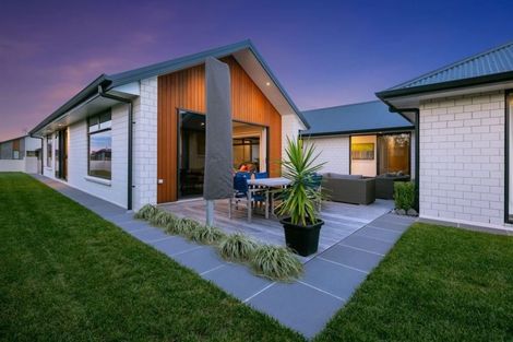 Photo of property in 6 Sarcodia Place, Papamoa Beach, Papamoa, 3118