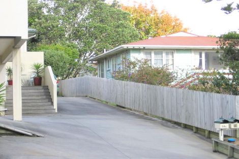 Photo of property in 2/28 Bay Street, Red Beach, 0932