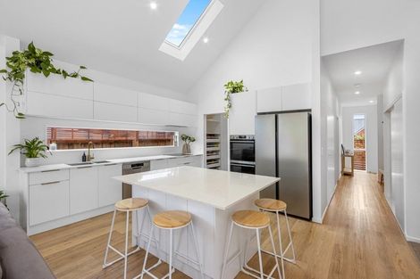 Photo of property in 77 Blighs Road, Strowan, Christchurch, 8052