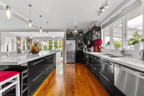 Photo of property in 38 Pipiroa Road, Ngatea, 3503