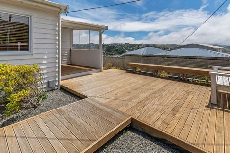 Photo of property in 14 Sheridan Terrace, Johnsonville, Wellington, 6037