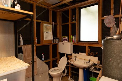 Photo of property in 26 Newburn Street, Waikaia, 9778