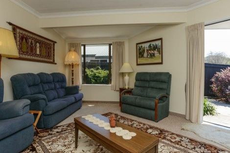 Photo of property in 41 Whiting Crescent, Greenmeadows, Napier, 4112