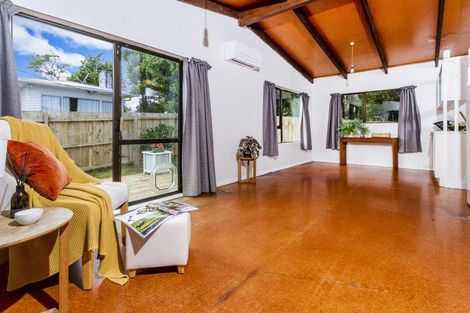 Photo of property in 1/65 Stanley Road, Glenfield, Auckland, 0629