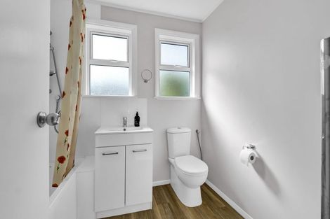 Photo of property in 1/324 Carrington Street, Vogeltown, New Plymouth, 4310