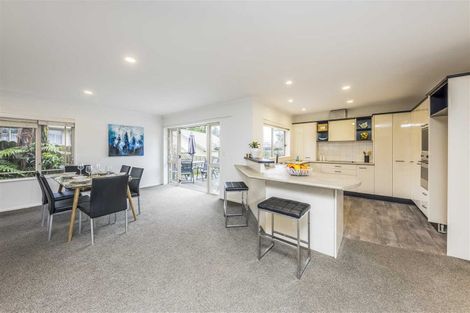 Photo of property in 55 The Glade South, Pukekohe, 2120