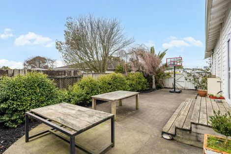 Photo of property in 17 Dinsdale Road, Dinsdale, Hamilton, 3204