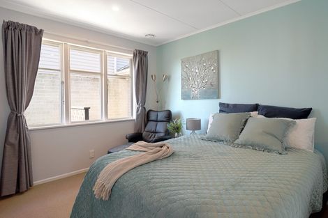 Photo of property in 21 Riwai Street, Paraparaumu, 5032