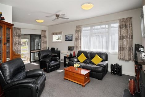 Photo of property in 16 Norfolk Street, St Albans, Christchurch, 8052