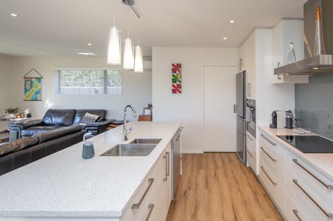 Photo of property in 2 Puriri Street, Pegasus, 7612