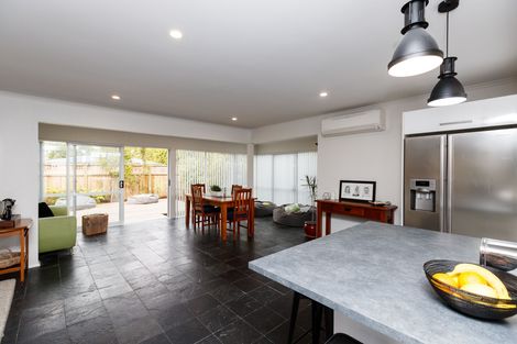 Photo of property in 118 Fitzroy Street, Terrace End, Palmerston North, 4410