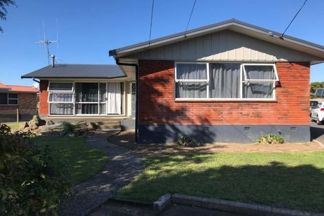 Photo of property in 16 Pulham Crescent, Queenwood, Hamilton, 3210