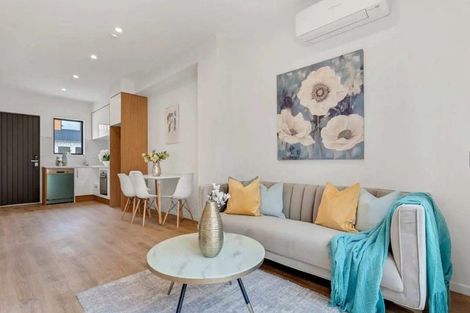 Photo of property in 35 Martin Road, Manurewa, Auckland, 2102