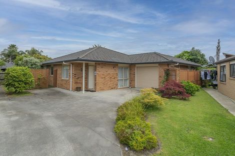 Photo of property in 2 Mayfair Close, Whitianga, 3510